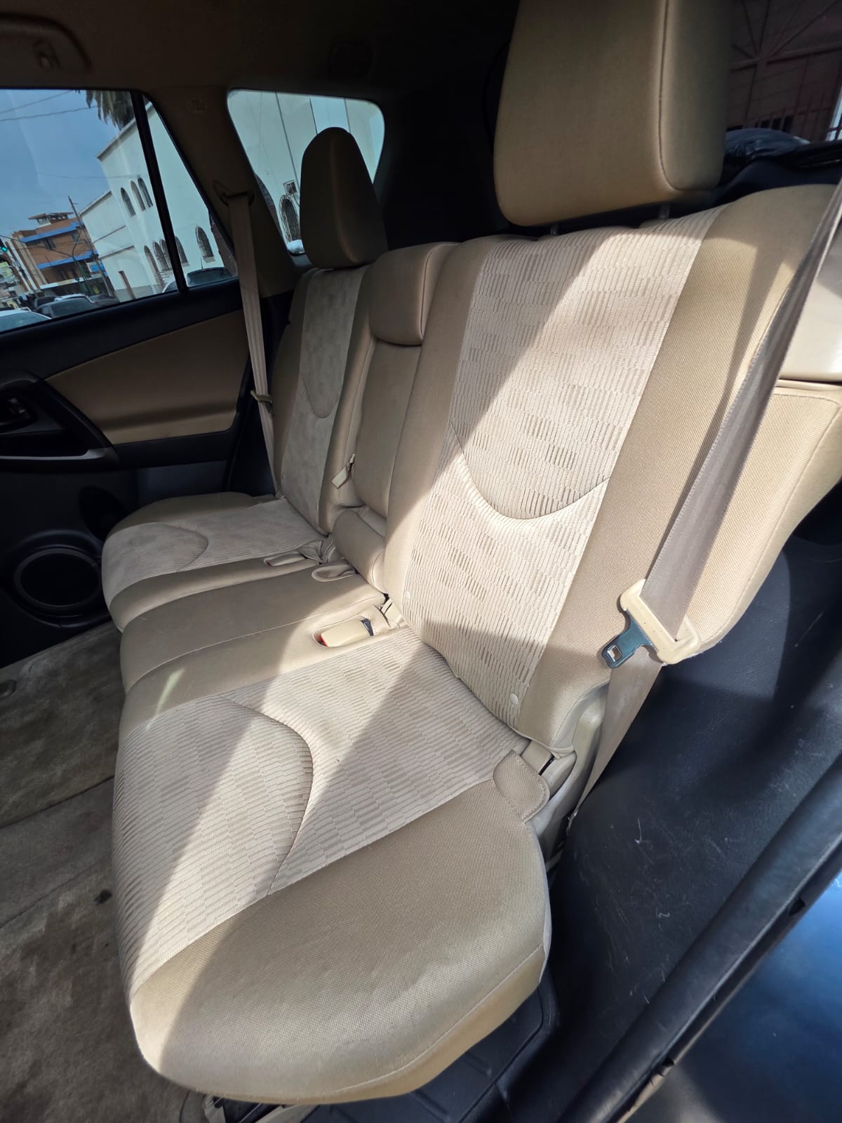 TOYOTA RAV4 4WD 2012