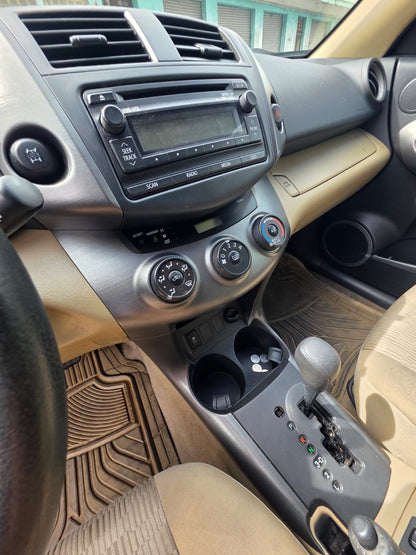 TOYOTA RAV4 4WD 2012