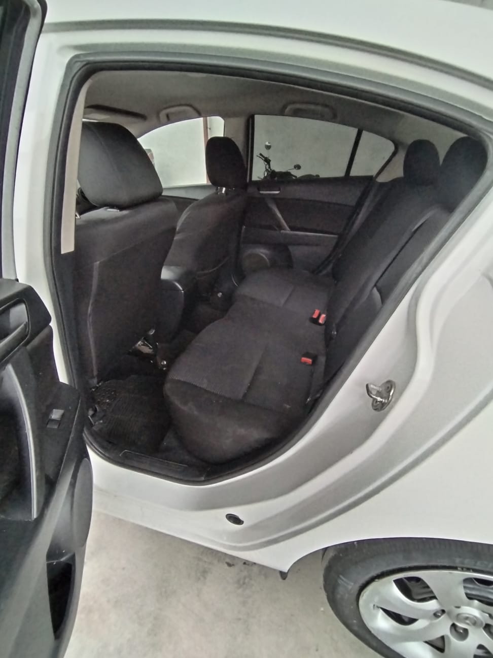 MAZDA 3 i SPORT