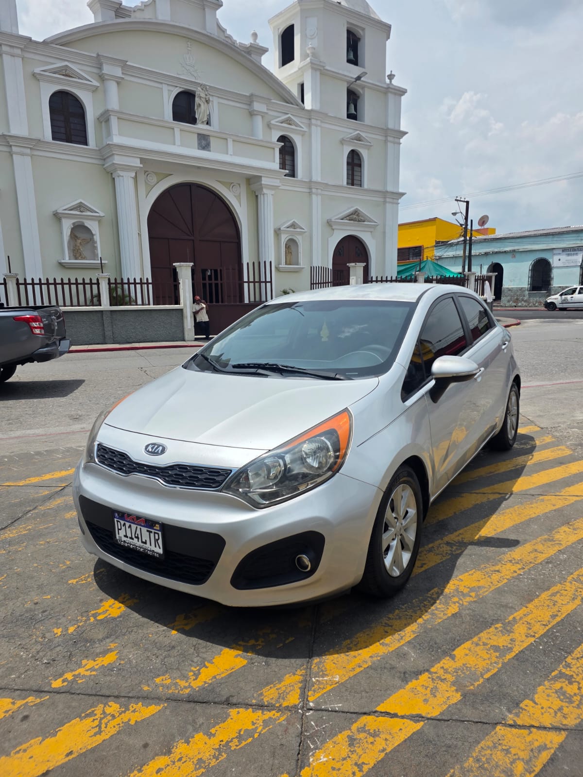 KIA RIO EX GDI 2012