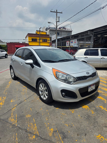 KIA RIO EX GDI 2012