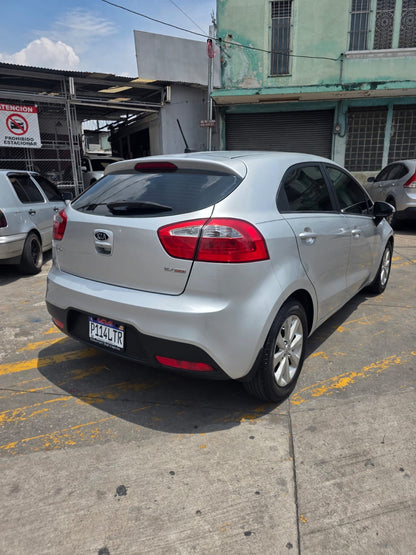 KIA RIO EX GDI 2012