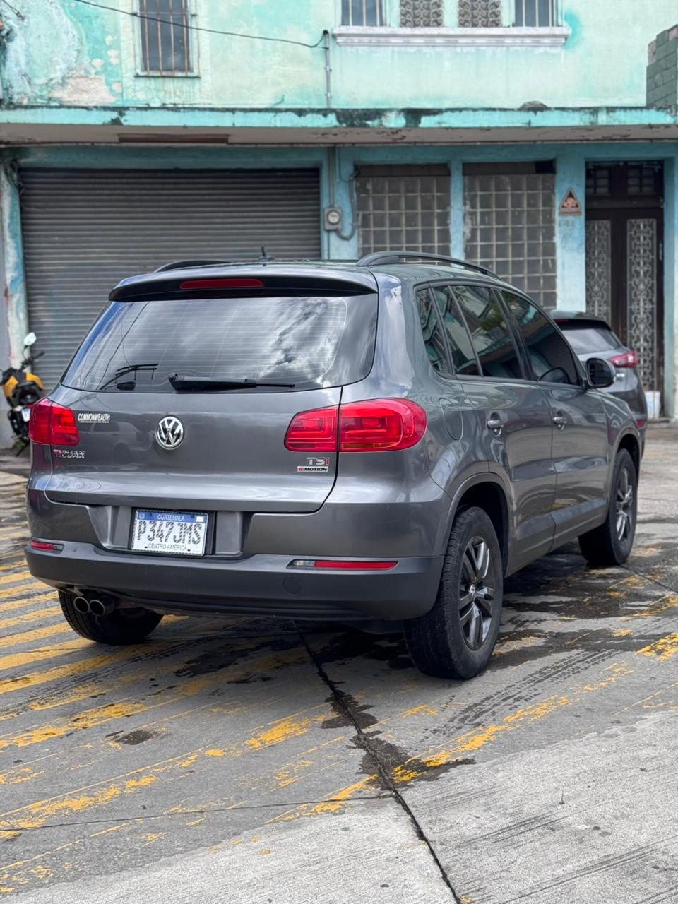 VOLKSWAGEN TIGUAN S 4MOTION TSI 2016