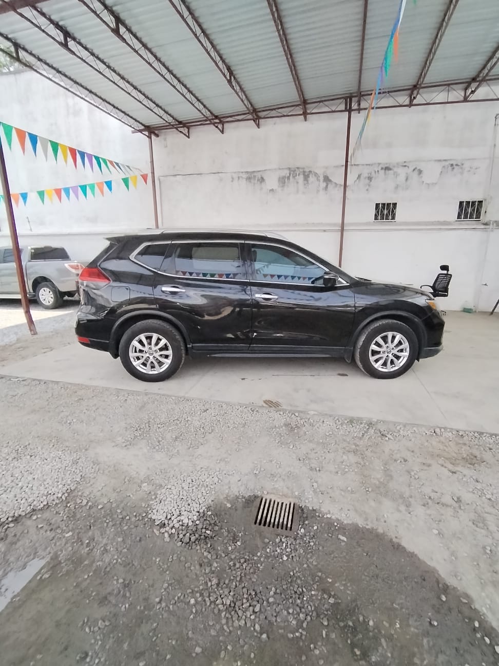 NISSAN ROGUE SV AWD 2017