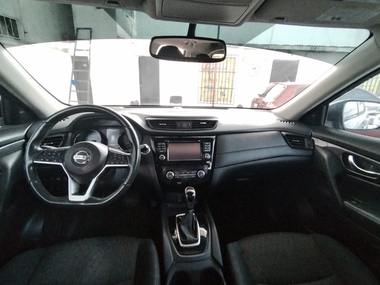 NISSAN ROGUE SV AWD 2017