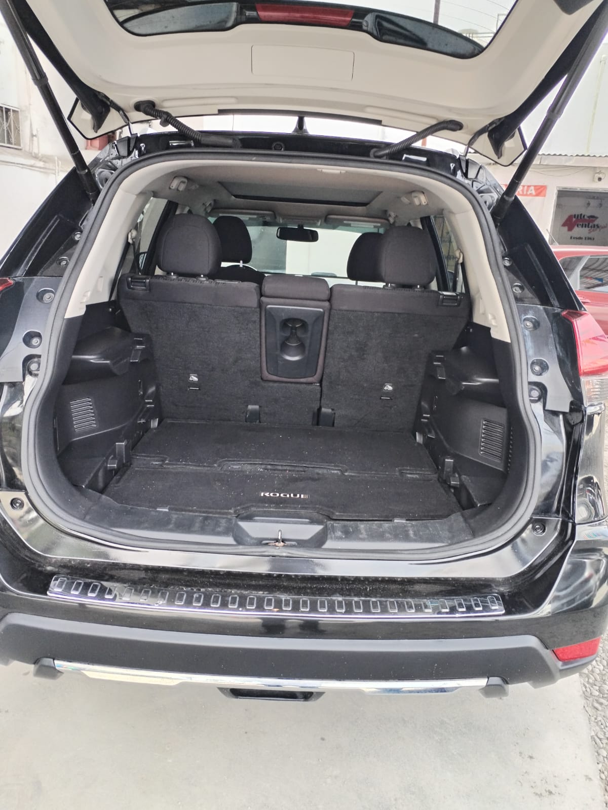 NISSAN ROGUE SV AWD 2017