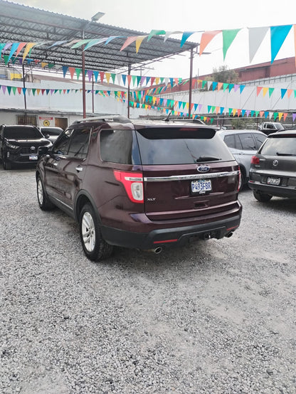FORD EXPLORER XLT 2011