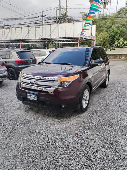 FORD EXPLORER XLT 2011