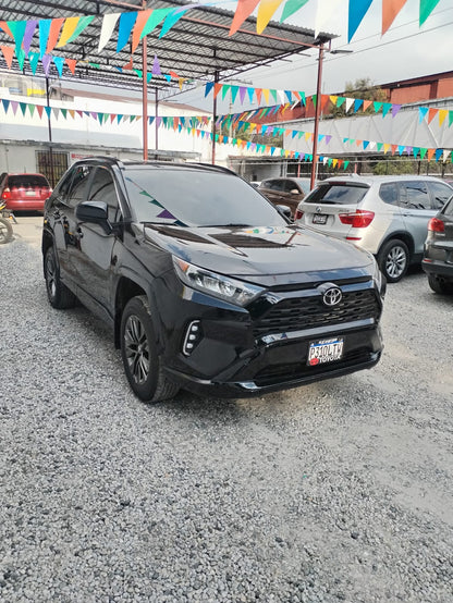 TOYOTA RAV4 LE AWD