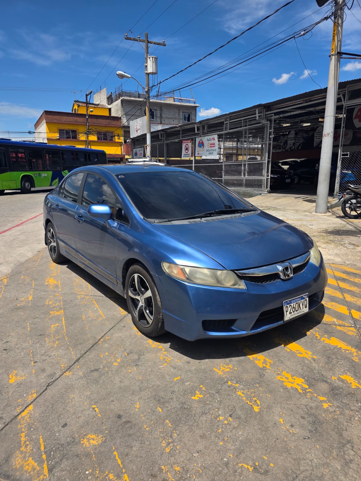HONDA CIVIC LX 2011
