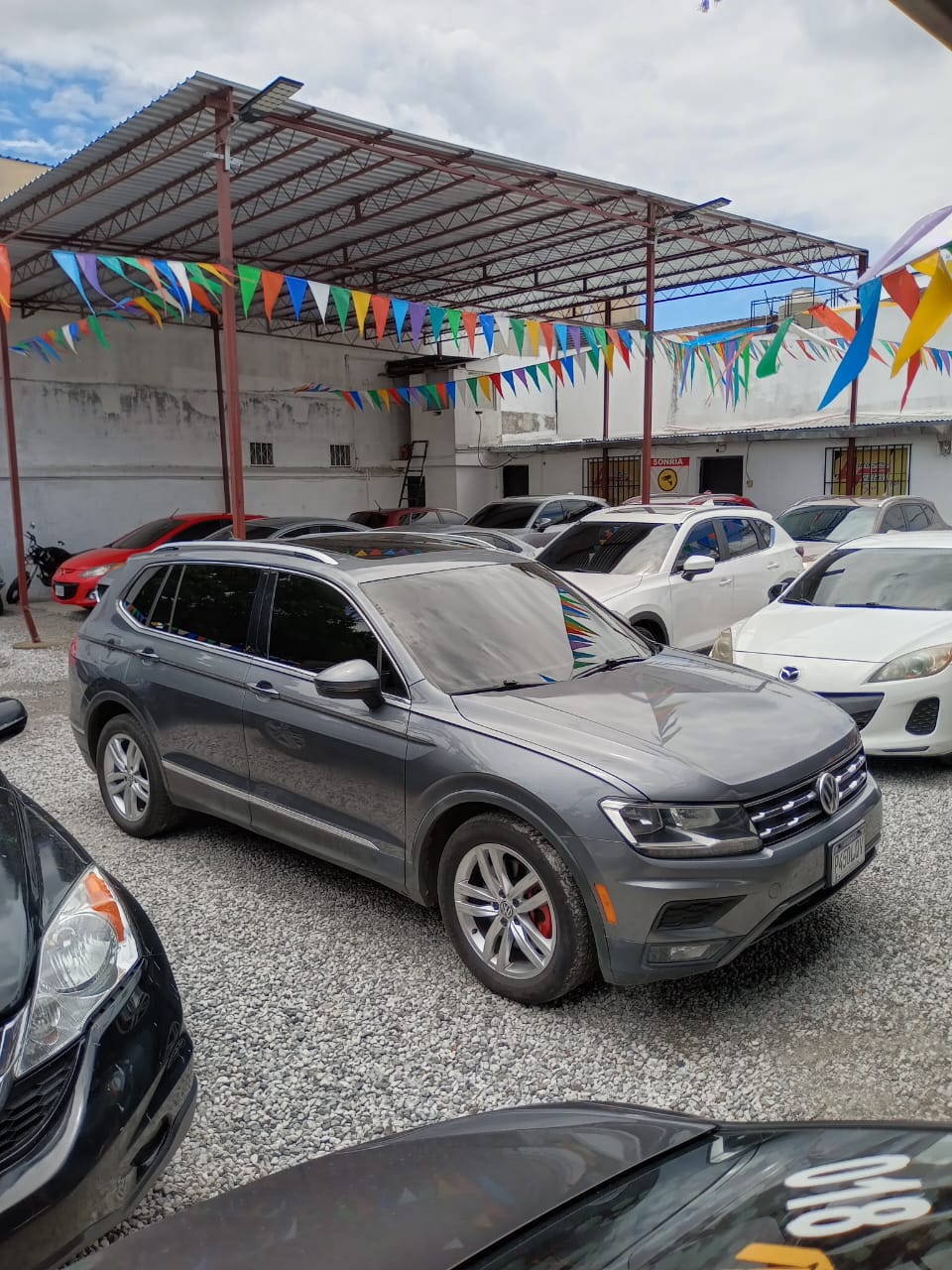 WOLKSWAGEN TIGUAN SEL 4MOTION AWD 2018
