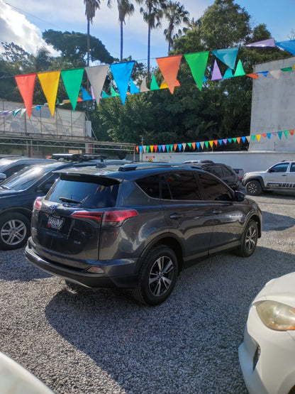 TOYOTA RAV4 XLE 2017