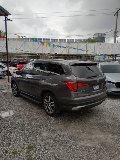 HONDA PILOT TOURING AWD 2016