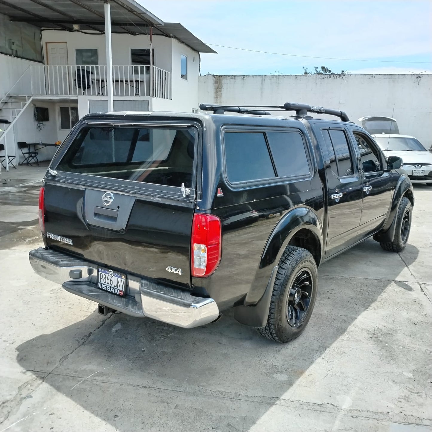 NISSAN FRONTIER LE 4WD 2006