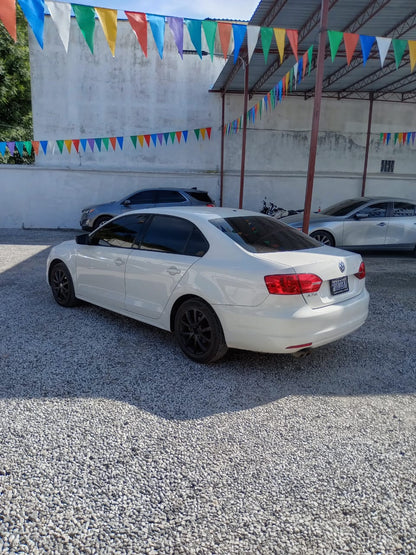 VOLKSWAGEN JETTA 2014
