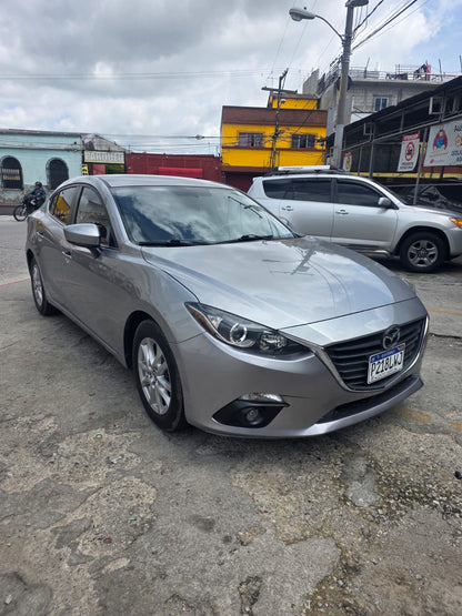 MAZDA 3 TOURING 2015
