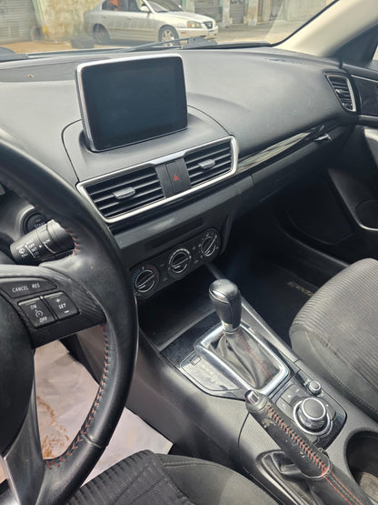 MAZDA 3 TOURING 2015