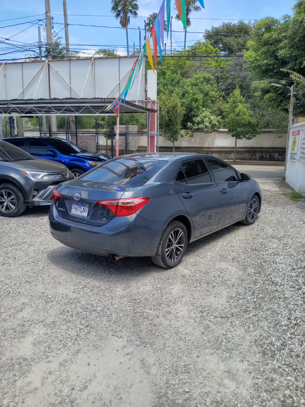 TOYOTA COROLLA LE 2019