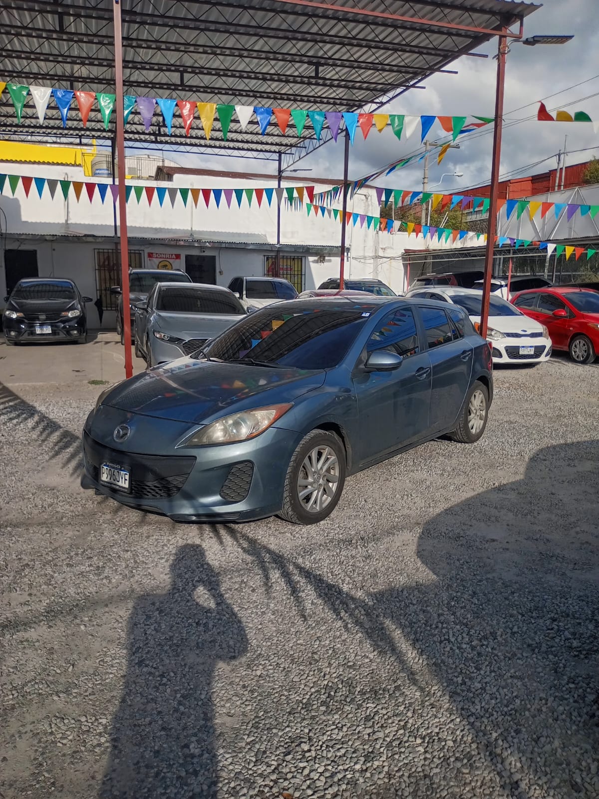 MAZDA 3 2012