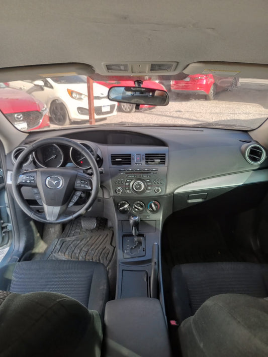 MAZDA 3 2012