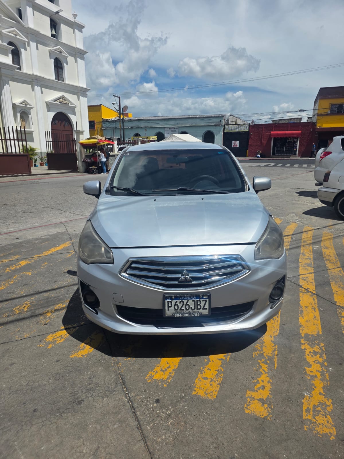 MITSUBISHI MIRAGE G4 2020