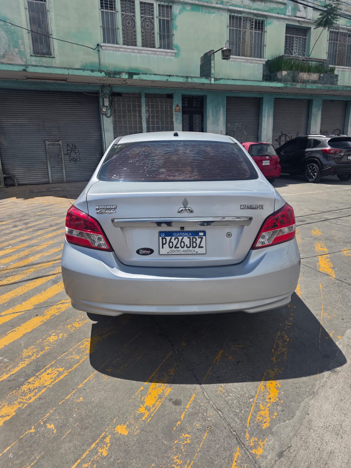 MITSUBISHI MIRAGE G4 2020