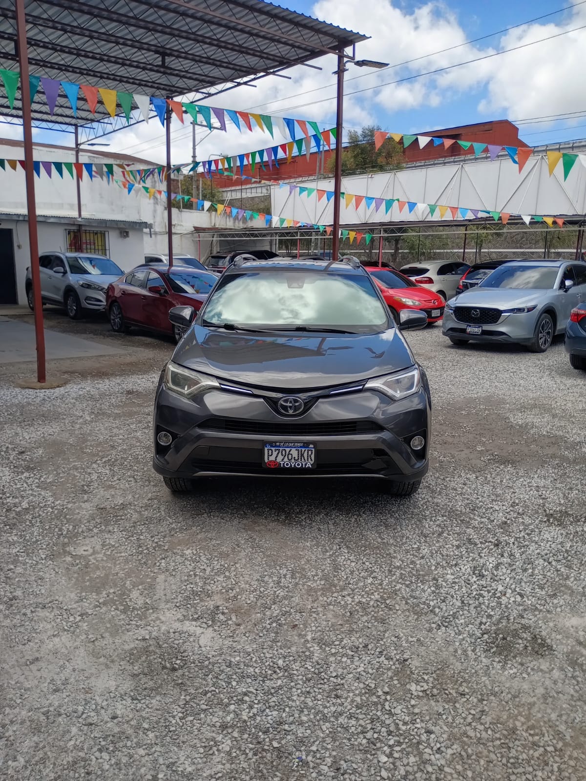 TOYOTA RAV4 LE 2017