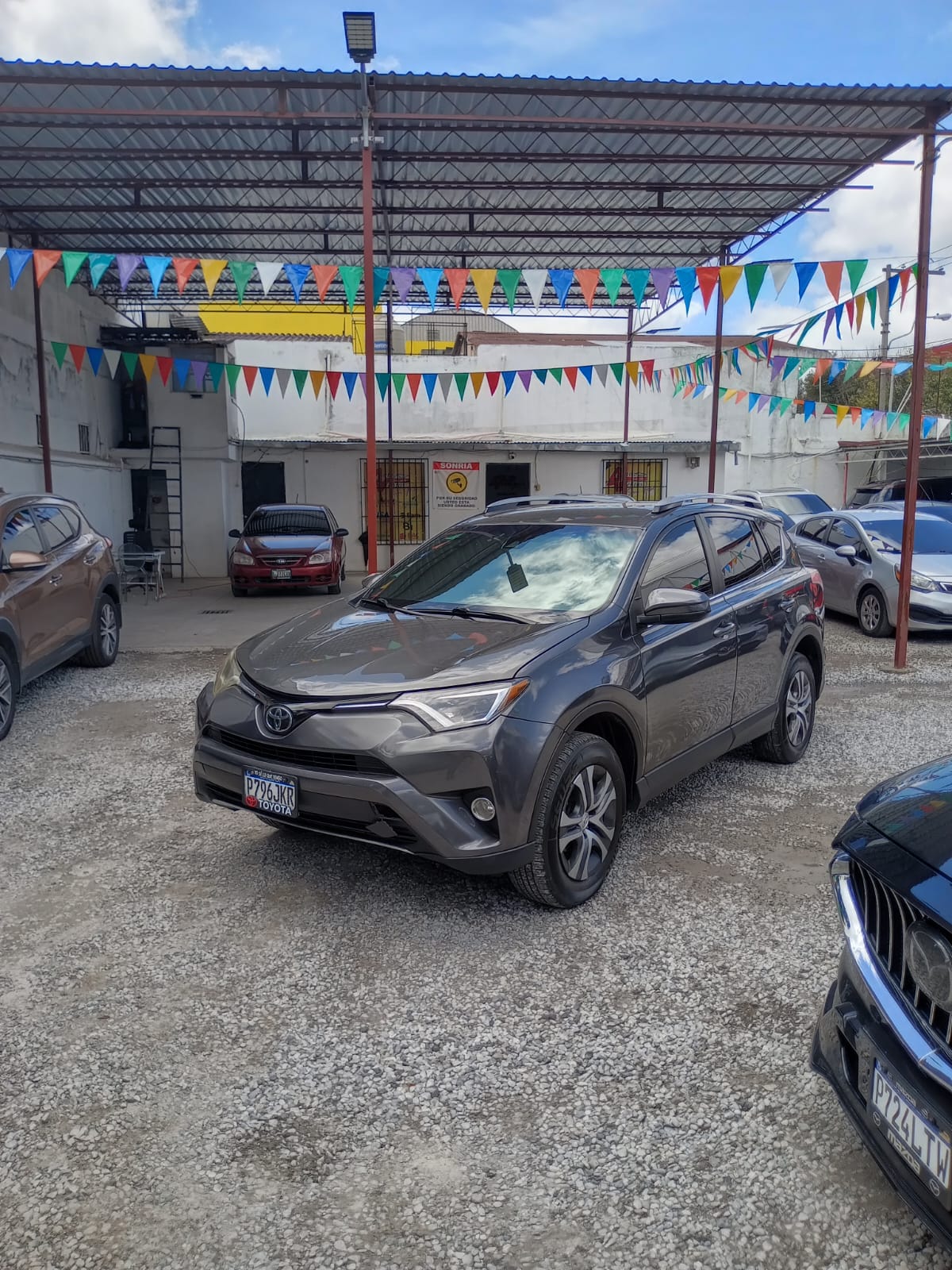 TOYOTA RAV4 LE 2017