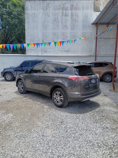 TOYOTA RAV4 LE 2017