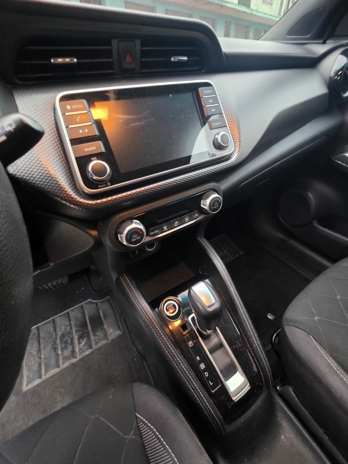NISSAN KICKS SV FWD 2019