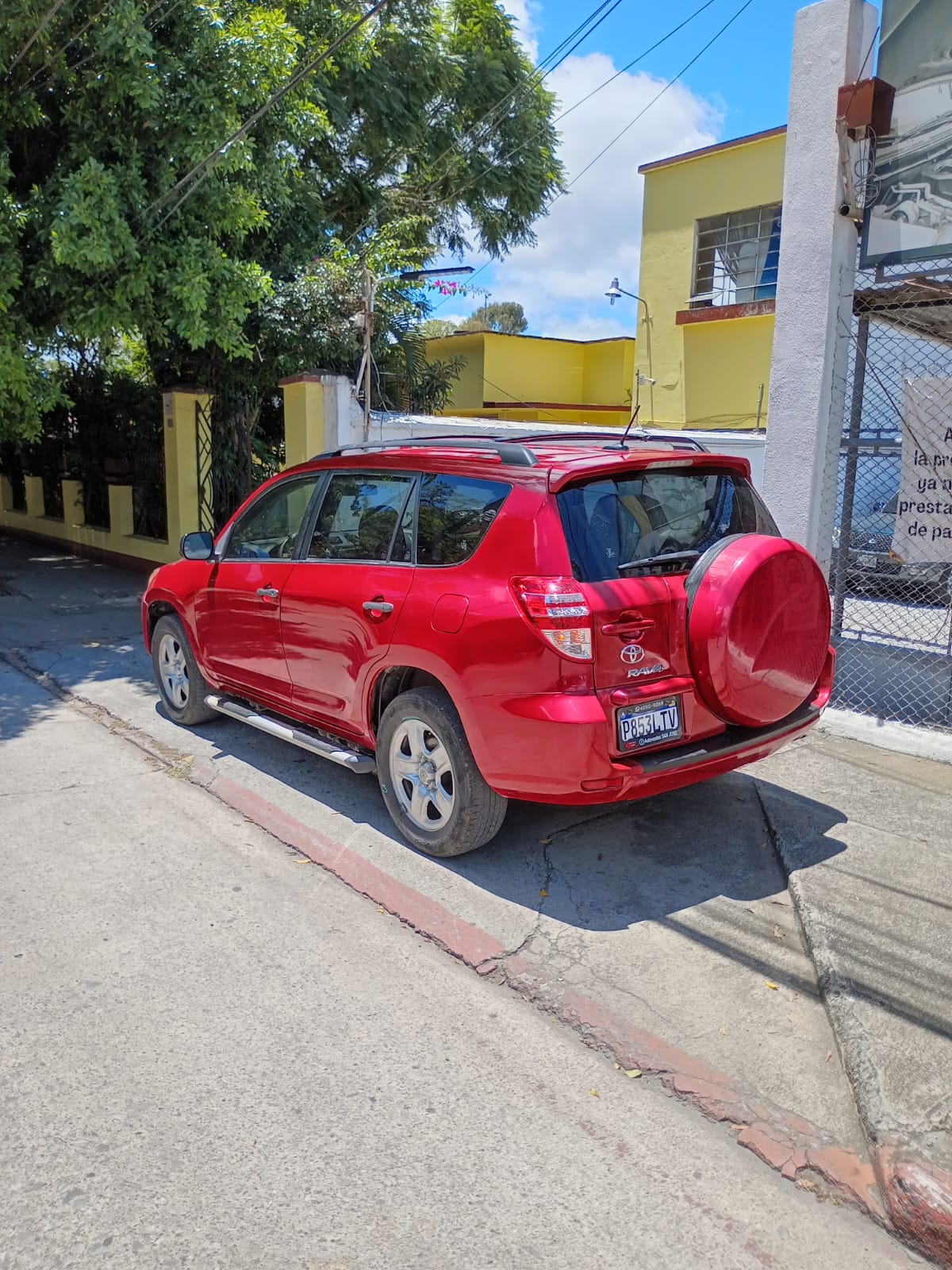 TOYOTA RAV4 2WD 2012