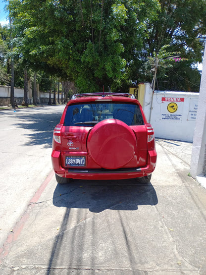 TOYOTA RAV4 2WD 2012