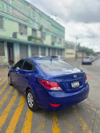 HYUNDAI ACCENT 2012