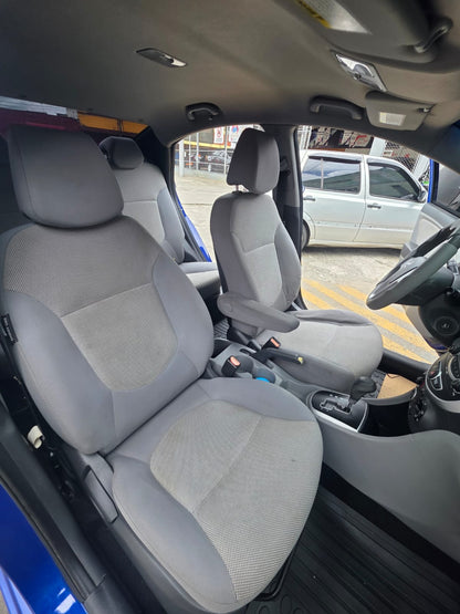 HYUNDAI ACCENT 2012