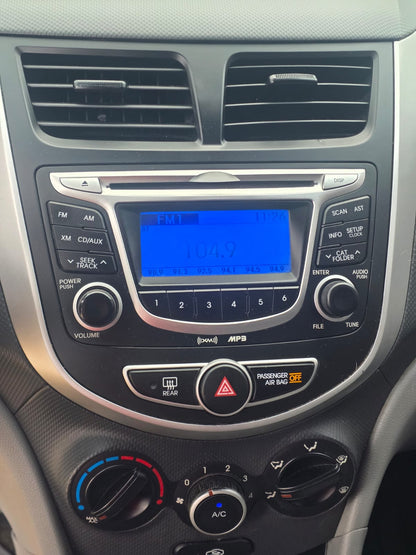 HYUNDAI ACCENT 2012