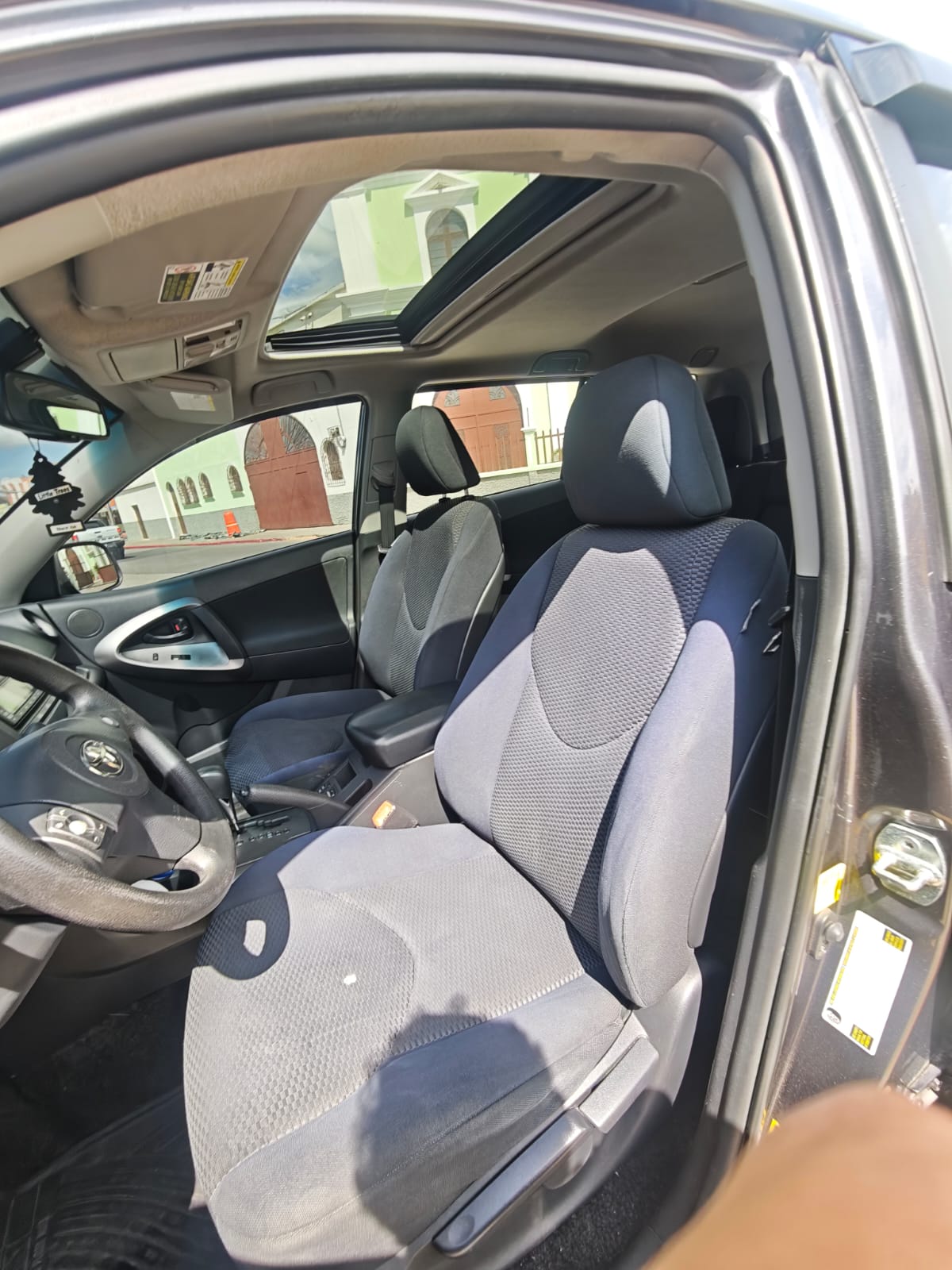 TOYOTA RAV4 4X2 2012