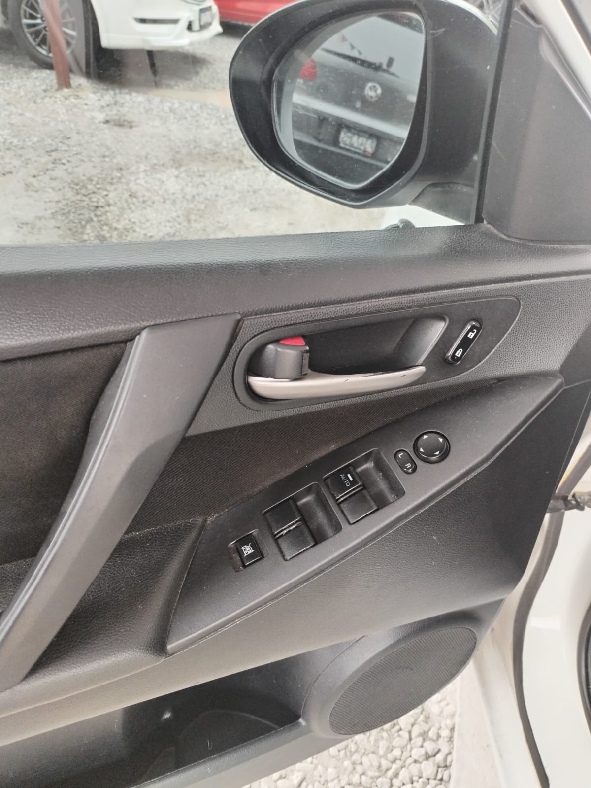 MAZDA 3 i SPORT
