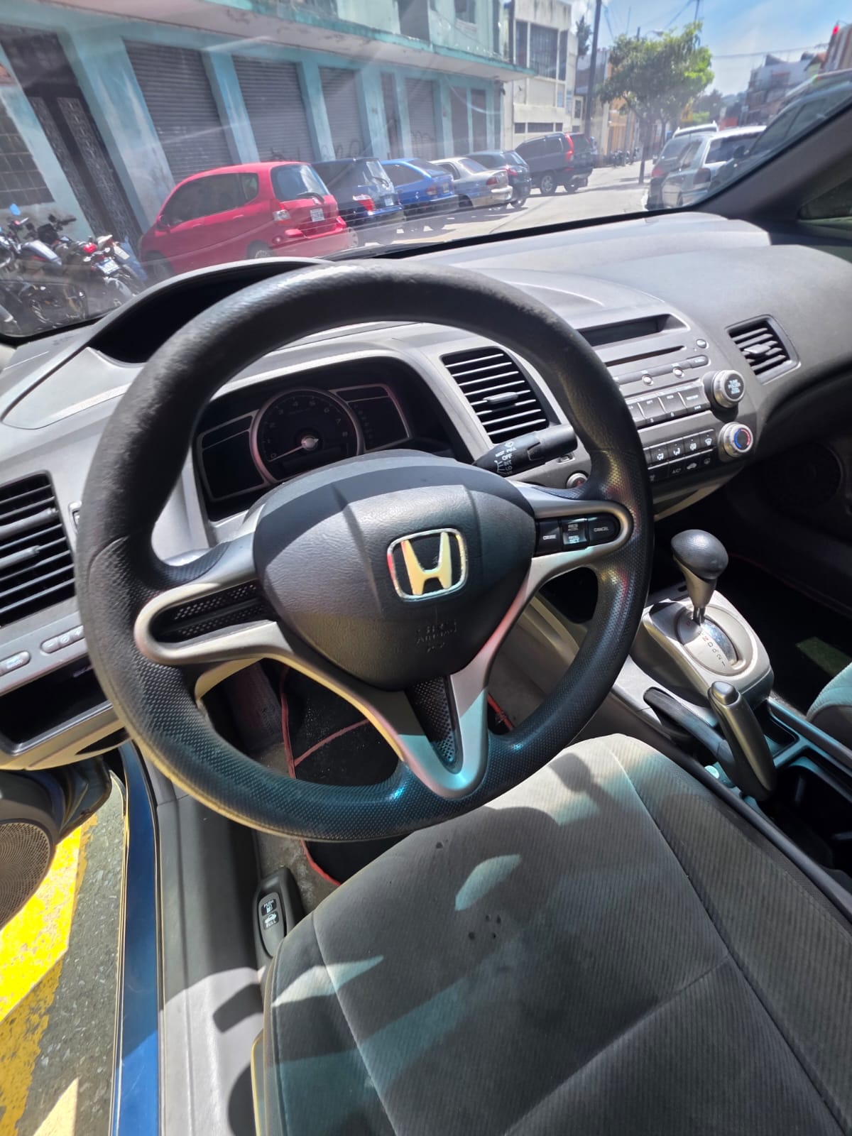 HONDA CIVIC LX 2011