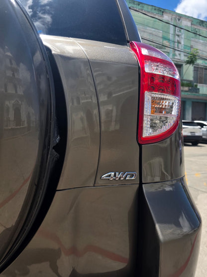 TOYOTA RAV4 4X4 2012